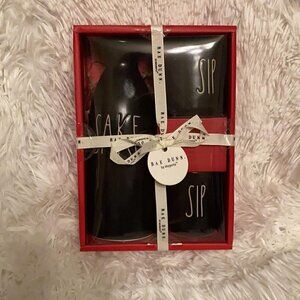 CLOSE OUT! NEW IN BOX! Rae Dunn SAKE SIP SIP Set